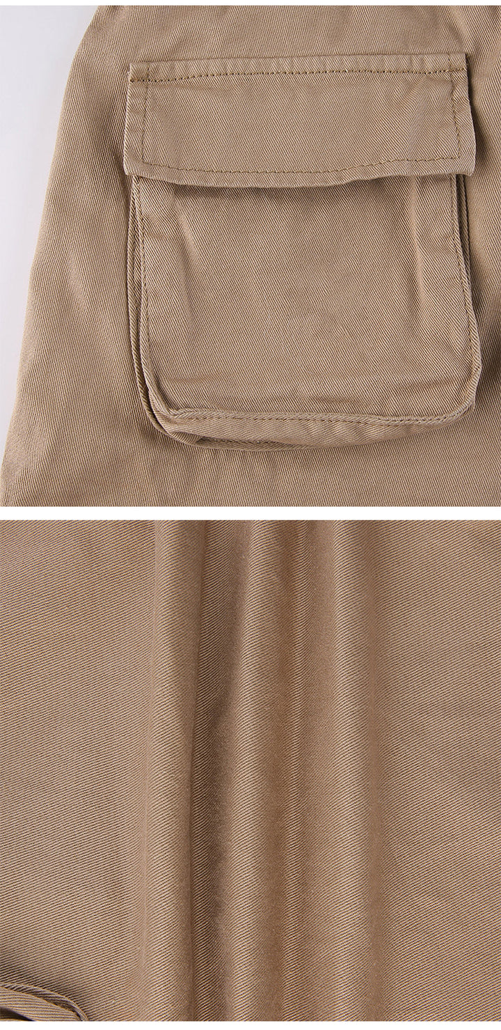 Un pantalon cargo coupe droite multipoches camel pour femme. Coupe droite légèrement large, taille haute. Poches fonctionnelles et style street. Disponible du S au XL. Matières : coton et polyester pour confort durable et tenue impeccable.